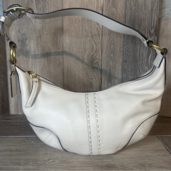 Vintage Coach White Leather Hobo Bag - Picture 1 of 10